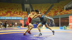 队拔得头筹 队拔得头筹